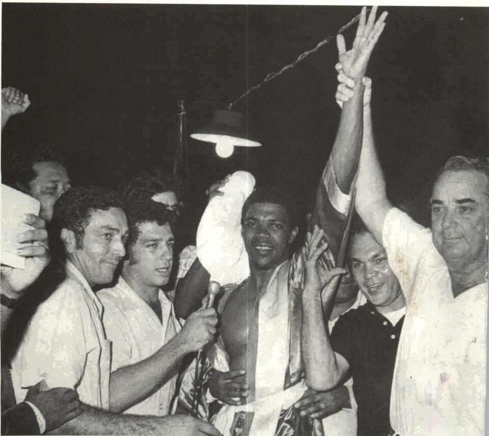 El boxeador más carismático que ha tenido la República Dominicana Fausto1-P%C3%A1gina-11-960x855