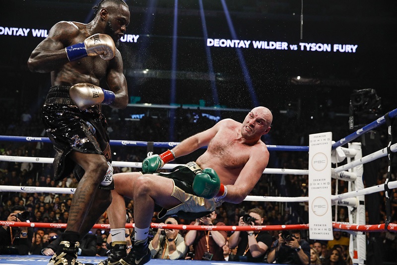Deontay Wilder vs Tyson Fury en el duodécimo round (Foto: Showtime Boxing)